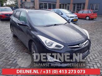 Coche siniestrado Hyundai I-40 i40 CW (VFC), Combi, 2011 / 2019 1.7 CRDi 16V 2014