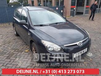 Purkuautot passenger cars Hyundai I-30 i30 Crosswagon (WWH), Combi, 2007 / 2012 1.4 CVVT 16V 2010/8