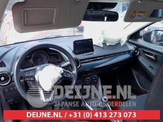 Mazda 2 2 (DJ/DL), Hatchback, 2014 1.5 SkyActiv-G 90 picture 17