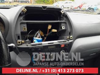 Toyota Rav-4 RAV4 (A2), Terreinwagen, 2000 / 2005 2.0 16V VVT-i 4x4 picture 18