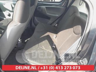 Toyota Aygo Aygo (B10), Hatchback, 2005 / 2014 1.0 12V VVT-i picture 13