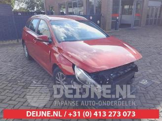 Vrakbiler auto Hyundai I-30 i30 Wagon (PDEF), Combi, 2017 1.4 T-GDI 16V 2018/5