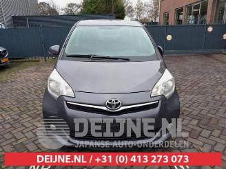 Toyota Verso S Verso S, MPV, 2010 / 2016 1.33 16V Dual VVT-I picture 2