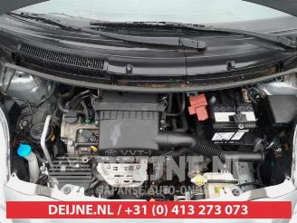 Toyota Yaris Yaris II (P9), Hatchback, 2005 / 2014 1.3 16V VVT-i picture 16