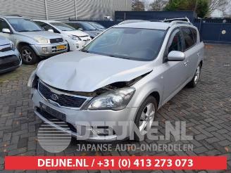 Kia Cee d Cee'd Sporty Wagon (EDF), Combi, 2007 / 2012 1.4 16V picture 3