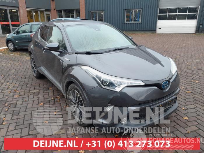 Toyota C-HR C-HR (X1,X5), SUV, 2016 1.8 16V Hybrid