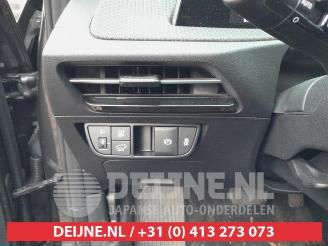 Kia EV6 EV6 (CV), Hatchback, 2021 77.4 kWh RWD picture 25