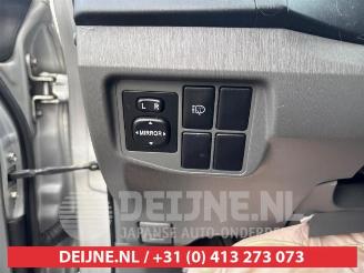 Toyota Prius Prius (ZVW3), Hatchback, 2009 / 2016 1.8 16V picture 20