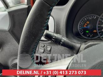 Toyota Yaris Yaris III (P13), Hatchback, 2010 / 2020 1.5 16V Hybrid picture 10