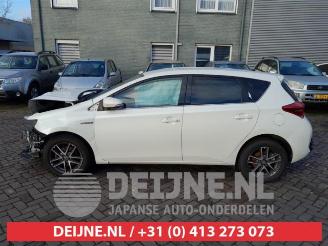 Toyota Auris Auris (E18), Hatchback 5-drs, 2012 / 2019 1.8 16V Hybrid picture 4