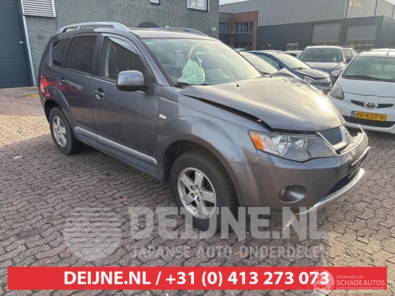 Mitsubishi Outlander Outlander (CW), SUV, 2006 / 2012 2.4 16V Mivec 4x2