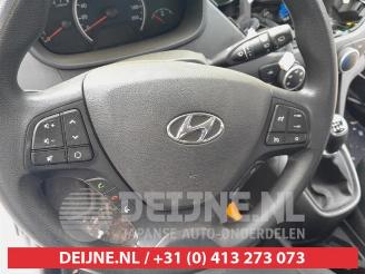 Hyundai I-10 i10 (B5), Hatchback, 2013 / 2019 1.0 12V picture 13