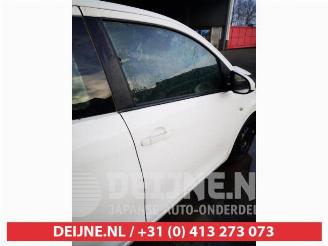Toyota Aygo Aygo (B40), Hatchback, 2014 1.0 12V VVT-i picture 11