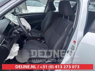 Suzuki Swift Swift (ZA/ZC/ZD), Hatchback, 2010 / 2017 1.2 16V picture 22