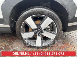 Hyundai Santa Fe Santa Fe V, SUV, 2024 1.6 T-GDI PHEV 4WD picture 28