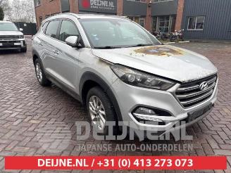 Auto da rottamare Hyundai Tucson Tucson (TL), SUV, 2015 1.6 GDi 16V 2WD 2016/10