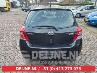Toyota Yaris Yaris II (P9), Hatchback, 2005 / 2014 1.0 12V VVT-i picture 6