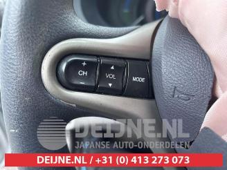 Honda Insight Insight (ZE2), Hatchback, 2009 / 2013 1.3 16V VTEC picture 16