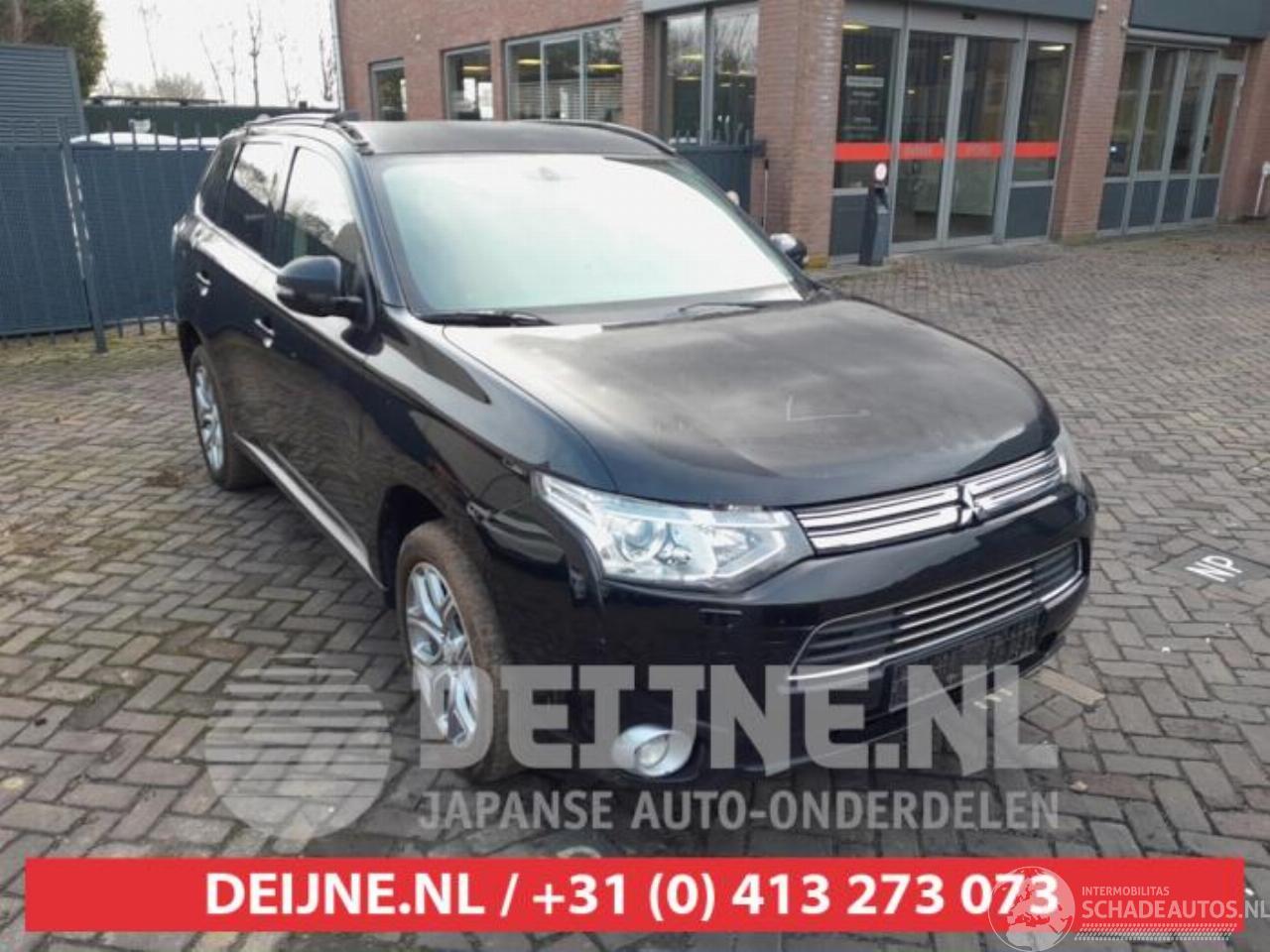 Mitsubishi Outlander Outlander (GF/GG), SUV, 2012 / 2022 2.0 16V PHEV 4x4