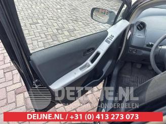 Toyota Yaris Yaris II (P9), Hatchback, 2005 / 2014 1.0 12V VVT-i picture 16