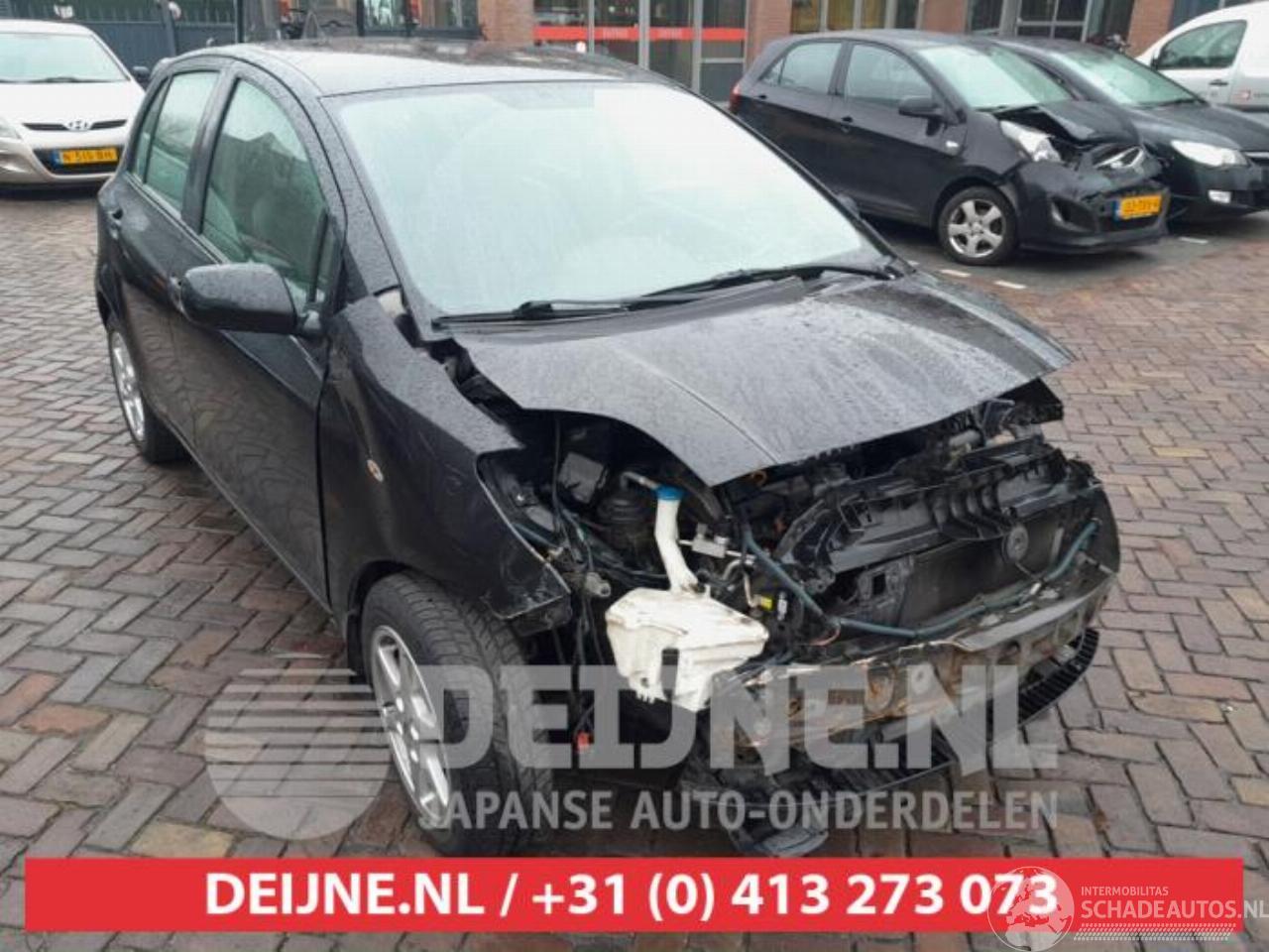 Toyota Yaris Yaris II (P9), Hatchback, 2005 / 2014 1.3 16V VVT-i