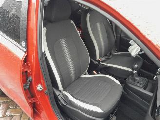 Hyundai I-10  picture 17