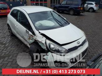 Uttjänta bilar auto Kia Rio Rio III (UB), Hatchback, 2011 / 2017 1.2 CVVT 16V 2012/3