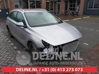 Hyundai I-30 i30 Wagon (PDEF5), Combi, 2017 1.5 DPi 16V picture 1