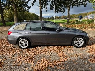 BMW 3-serie 320i Executive Sport Aut. picture 5