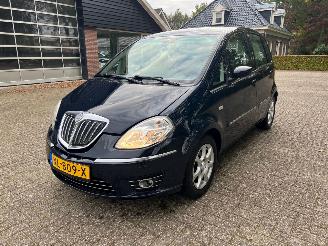 Schadeauto Lancia Musa 1.4 Oro Automaat 2009/5