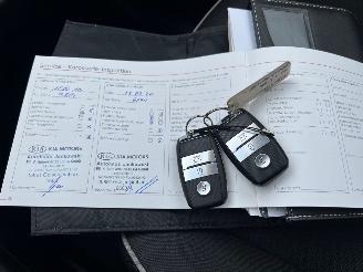 Kia Venga 1.6 Automaat ExecutiveLine picture 18