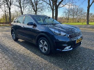Coche accidentado Kia Niro 1.6 Hybrid DynamicLine let op!! 2018/7