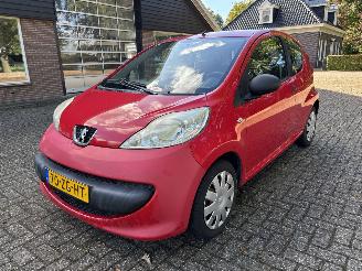 Damaged car Peugeot 107 XR 2008/4