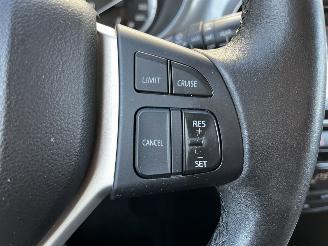 Suzuki Vitara 1.6i NAVI / CAMERA / CRUISE / TREKHAAK picture 20