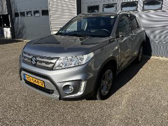 krockskadad bil auto Suzuki Vitara 1.6i NAVI / CAMERA / CRUISE / TREKHAAK 2015/10