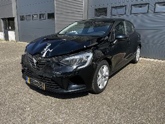 krockskadad bil auto Renault Clio 1.0 TCe NAVI / CRUISE / PDC 2022/2