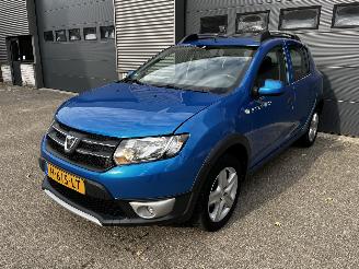 Unfallwagen Dacia Sandero Stepway 0.9 Tce 2016/10