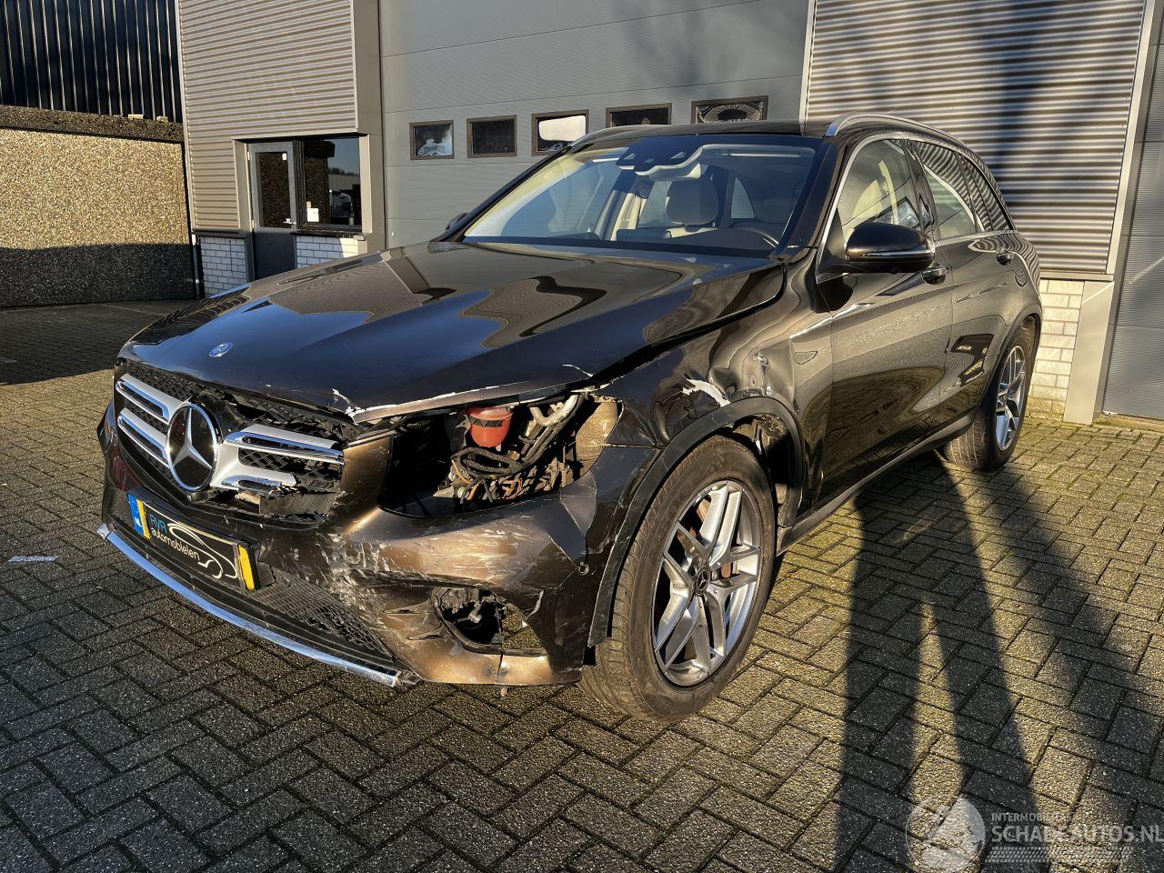 Mercedes GLC 350D 4 MATIC / PANODAK / LEER / VEEL OPTIES