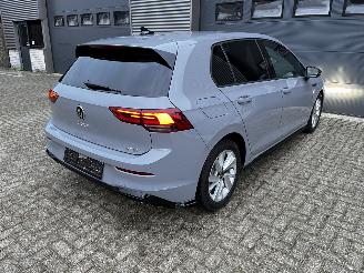 Volkswagen Golf 1.5 eTSI R-LINE AUTOMAAT / NAVI / CRUISE ENZ ENZ picture 21