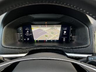 Skoda Karoq 1.5 TSI AUTOMAAT / NAVI / DIG COCKPIT / AFK TREKHAAK picture 14