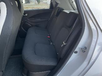 Renault Zoé R110 52kWh AIRCO / CRUISE / NAVI / HUUR ACCU picture 9