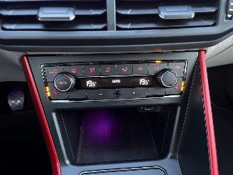 Volkswagen Polo 1.0 TSI BEATS CLIMA / NAVI / CRUISE / CAMERA picture 13
