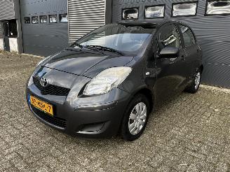 Coche accidentado Toyota Yaris 1.0 VVTi AIRCO 5 DEURS 2010/10