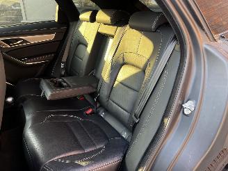 Jaguar F-Pace 2.0 P400e BLACK EDITION PHEV picture 14