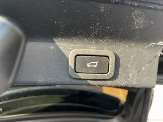 Jaguar F-Pace 2.0 P400e BLACK EDITION PHEV picture 20