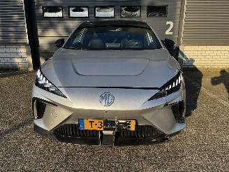 MG MG4 ELECTRIC LUXURY 64Kwh picture 2
