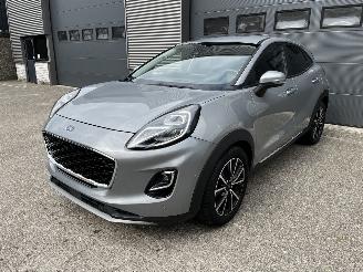 Schadeauto Ford Puma 1.0 Ecoboost CLIMA / CRUISE / NAVI / PDC 2020/6