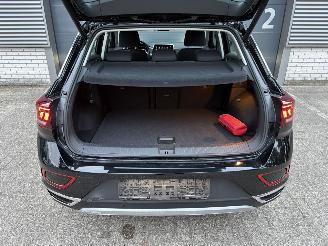Volkswagen T-Roc 1.5 TSI AUTOMAAT / NAVI / CRUISE / CAMERA picture 23