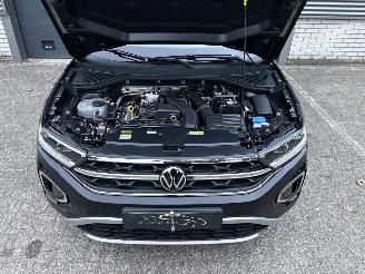 Volkswagen T-Roc 1.5 TSI AUTOMAAT / NAVI / CRUISE / CAMERA picture 21
