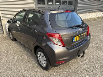 Toyota Yaris 1.3 VVT-I NAVI / CRUISE / PDC picture 21